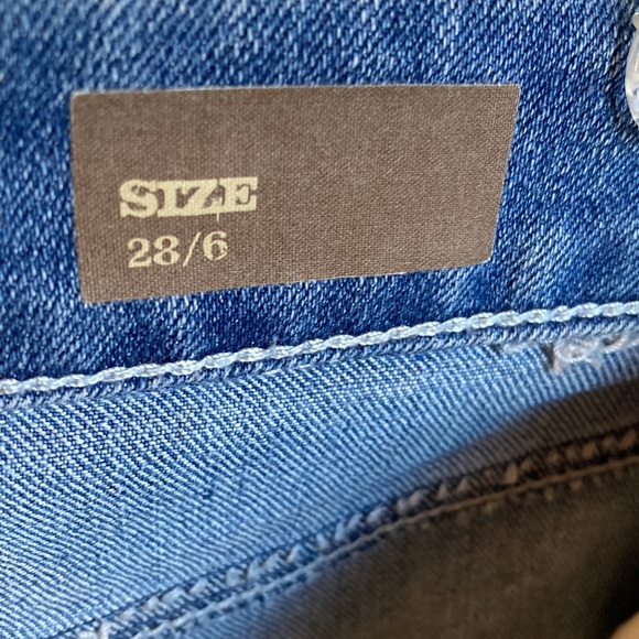 Nine West Vintage America Collection Denim Skirt Made in Indonesia Size 28/6 - Picture 8 of 8